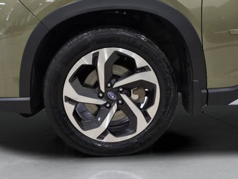 Used 2024 Subaru Forester Touring AWD/4WD image 26