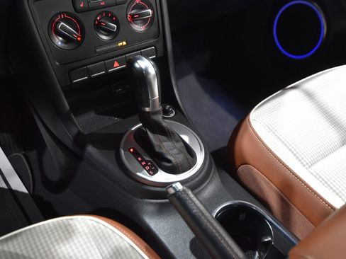 Used 2016 Volkswagen Beetle 1.8T S image 25