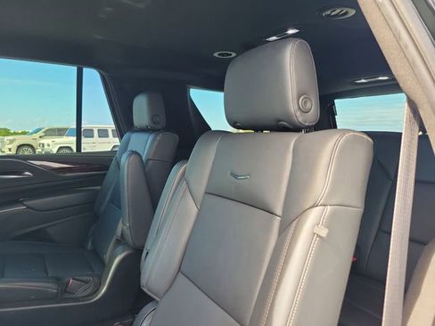 Certified 2023 Cadillac Escalade Luxury RWD image 14