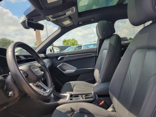 Used 2025 Audi Q3 2.0T Premium AWD/4WD image 11