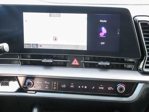 Used 2024 Kia Sportage SX image 14