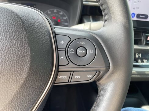 Used 2023 Toyota Corolla SE FWD image 25