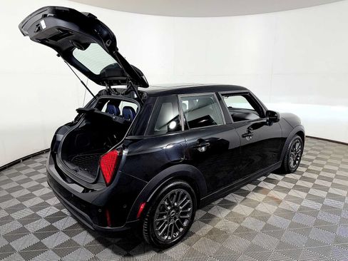 Used 2026 MINI Cooper 4-Door Hardtop FWD image 22