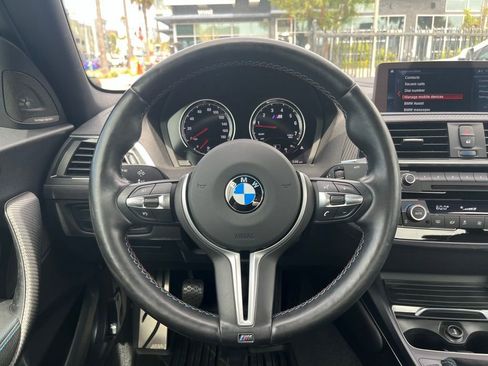 Used 2018 BMW M2 image 17