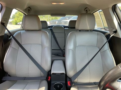 Used 2013 Buick Verano FWD image 27