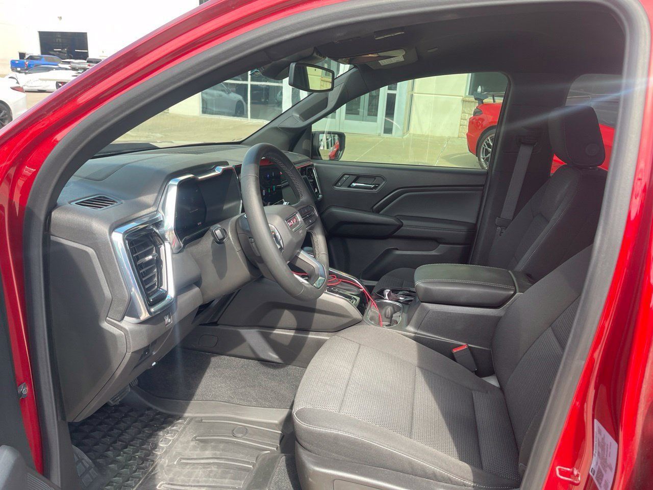 Used 2025 GMC Canyon Elevation w/ Convenience Package RWD image 8