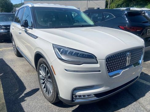 Used 2020 Lincoln Aviator Reserve AWD/4WD image 11
