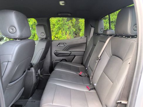 Used 2024 Chevrolet Colorado LT w/ LT Convenience Package III RWD image 32