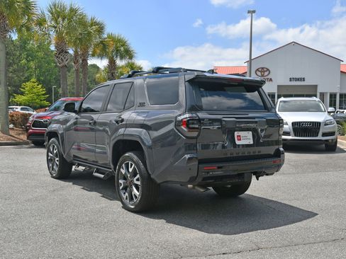 Certified 2025 Toyota 4Runner TRD Sport AWD/4WD image 3