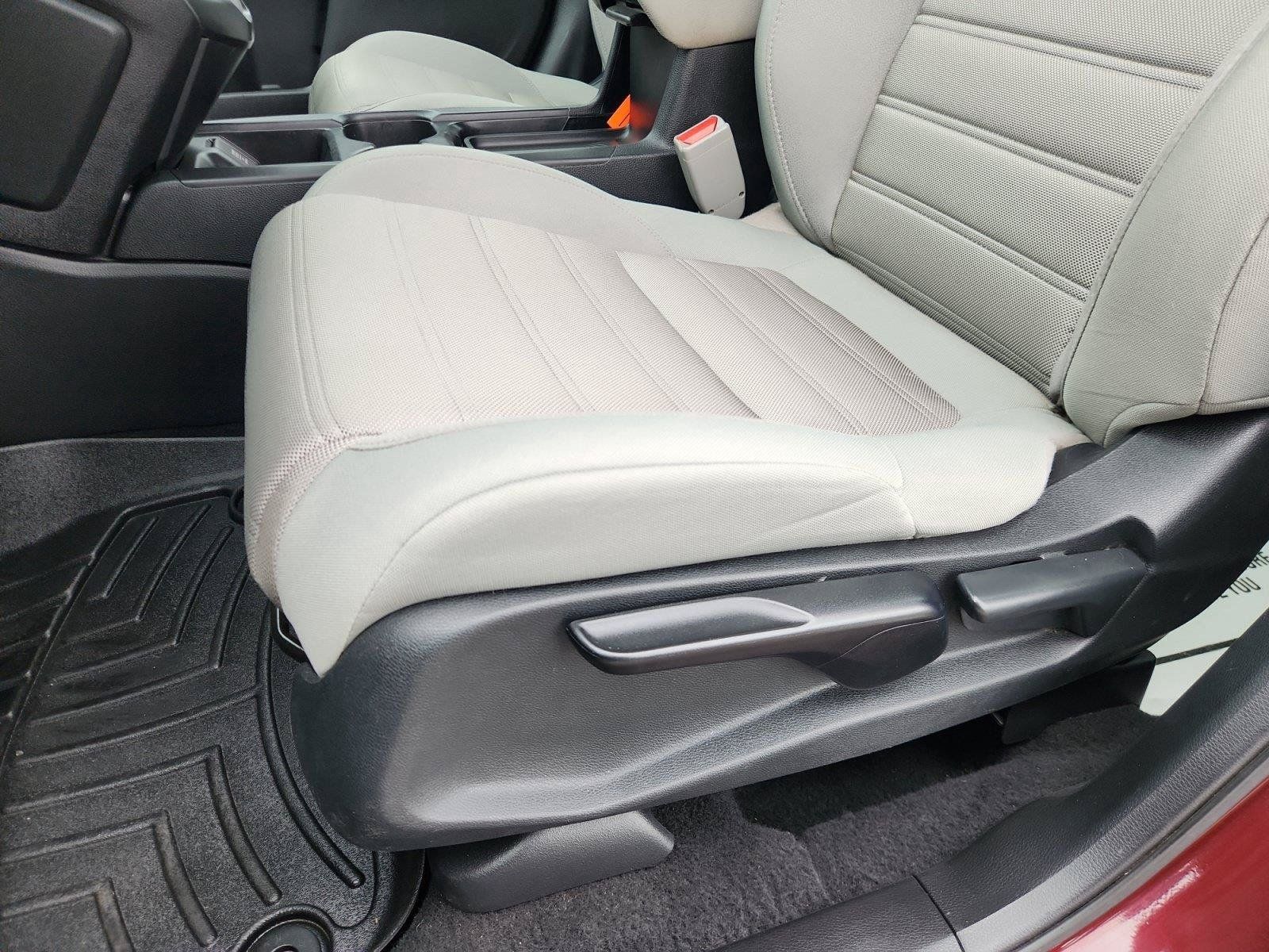 Used 2018 Honda CR-V LX image 15