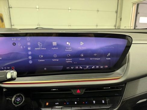 New 2026 Buick Envision Avenir image 17