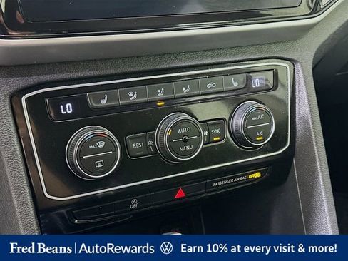 Used 2022 Volkswagen Atlas SE w/ Black Wheel Package AWD/4WD image 20