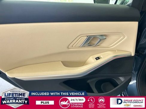 Used 2025 BMW 330i xDrive Sedan w/ Premium Package AWD/4WD image 24