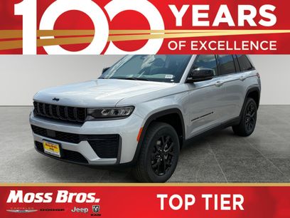 New 2026 Jeep Grand Cherokee Laredo