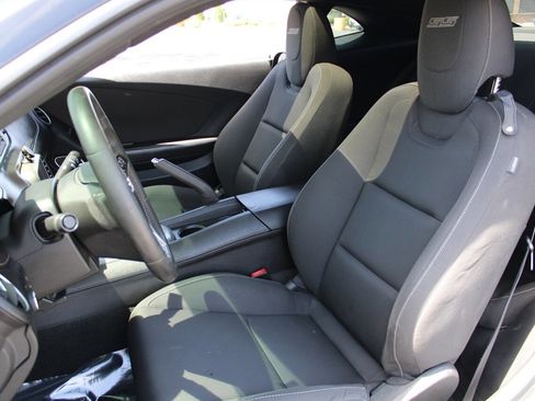 Used 2014 Chevrolet Camaro SS w/ SS Performance Package RWD image 63