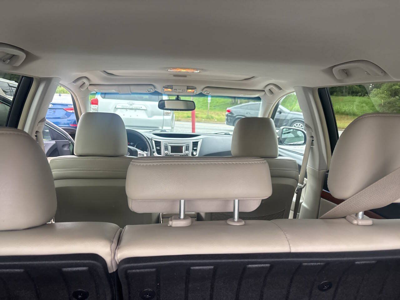 Used 2014 Subaru Outback 2.5i Limited w/ Moonroof Package AWD/4WD image 13