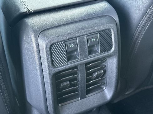 New 2025 Ford Bronco Outer Banks w/ Sasquatch Package image 13