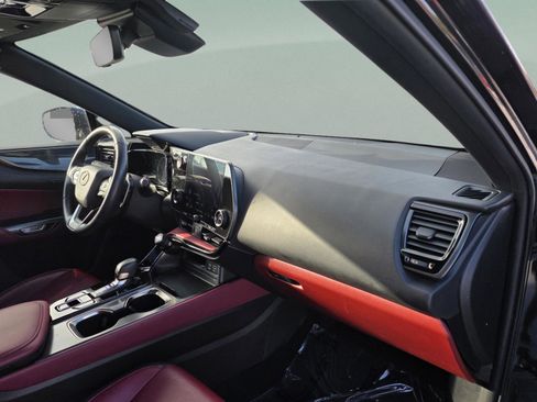 Certified 2024 Lexus NX 250 FWD w/ Premium Package image 32