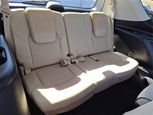 Used 2021 Nissan Armada Platinum w/ Captain's Chairs Package image 20