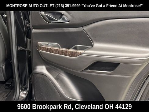 Used 2023 GMC Acadia Denali w/ Black Diamond Edition AWD/4WD image 46