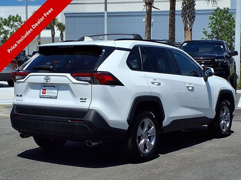 Used 2023 Toyota RAV4 XLE w/ Convenience Package AWD/4WD image 7