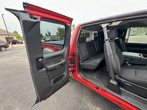 Used 2010 GMC Sierra 1500 SLE w/ Power Pack Plus AWD/4WD image 30
