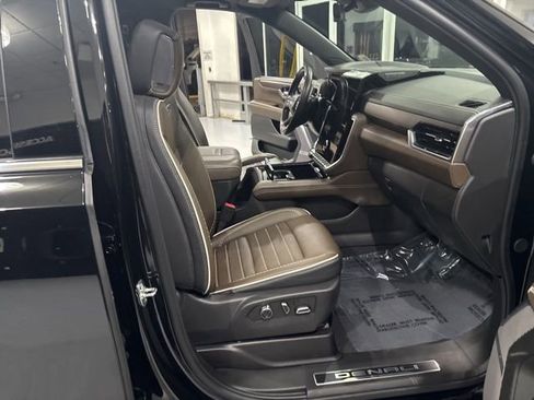 Used 2025 GMC Yukon Denali Ultimate image 31