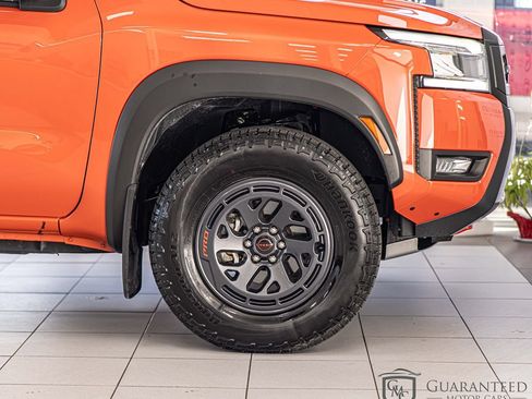 Used 2025 Nissan Frontier PRO-4X w/ Interior Protection Package AWD/4WD image 11