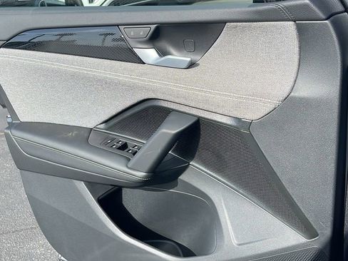 Certified 2025 Volkswagen Tiguan S FWD image 26