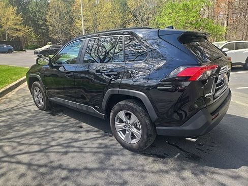 Used 2024 Toyota RAV4 LE image 8