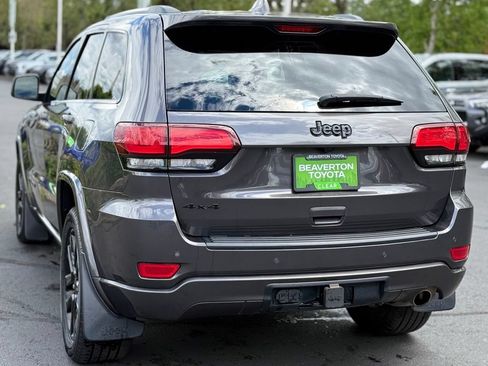 Used 2021 Jeep Grand Cherokee Altitude AWD/4WD image 3