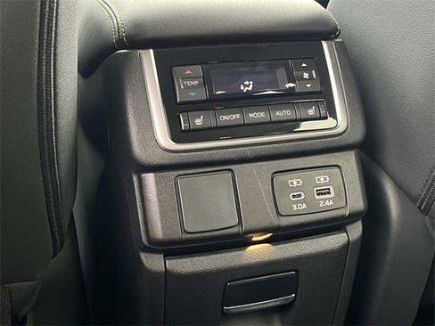 Used 2023 Subaru Ascent Onyx Edition Limited image 20
