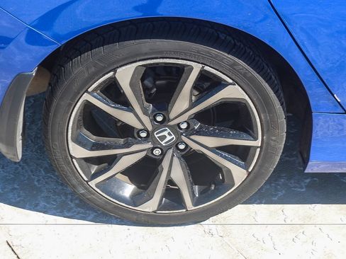 Used 2019 Honda Civic Sport image 9