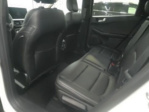 Used 2023 Ford Escape Platinum AWD/4WD image 15