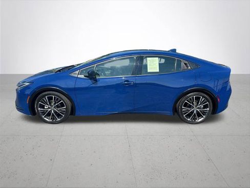 Certified 2024 Toyota Prius XLE FWD image 11