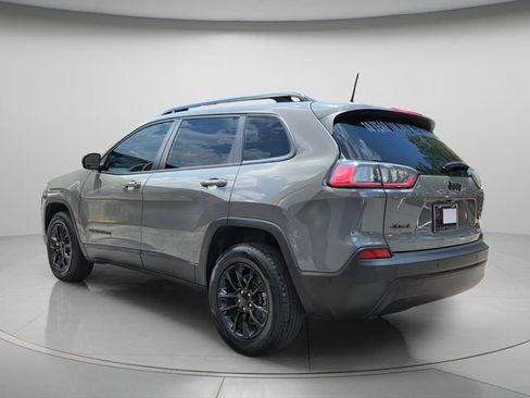Used 2023 Jeep Cherokee Altitude Lux AWD/4WD image 6