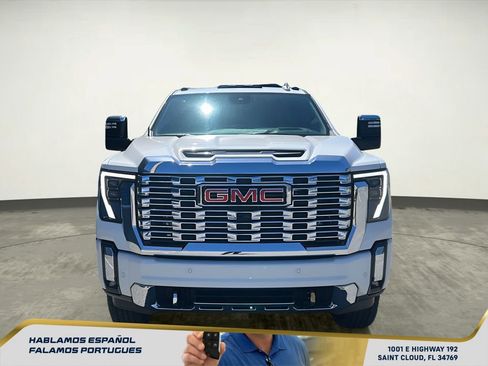 New 2026 GMC Sierra 2500 Denali w/ Denali Reserve Package AWD/4WD image 9