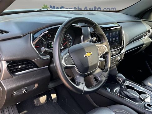 Used 2023 Chevrolet Traverse LT w/ LT Premium Package AWD/4WD image 21