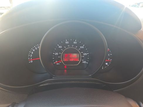 Used 2015 Kia Soul image 21