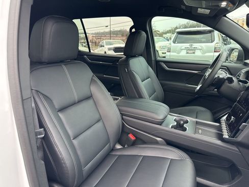 New 2026 GMC Acadia Elevation w/ Elevation Premium Package image 21