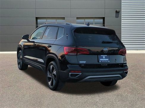 Used 2023 Volkswagen Taos SE image 5