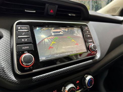 Used 2022 Nissan Kicks S FWD image 22