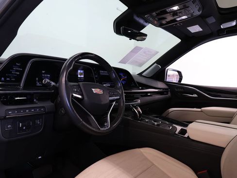 Used 2023 Cadillac Escalade Sport w/ LPO, ONYX Package AWD/4WD image 19