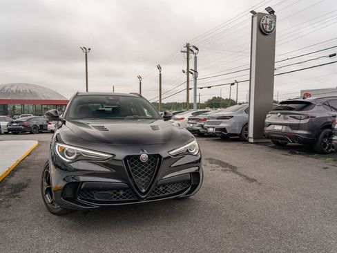 Used 2022 Alfa Romeo Stelvio Quadrifoglio w/ Active Assist Plus Package AWD/4WD image 12