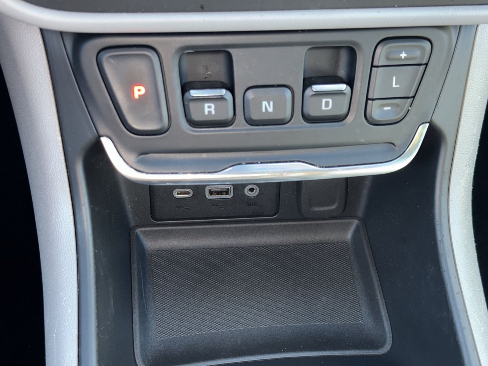 Used 2020 GMC Terrain SLE w/ Driver Convenience Package AWD/4WD image 23