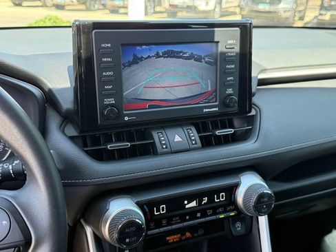 Used 2022 Toyota RAV4 XLE Premium FWD image 23