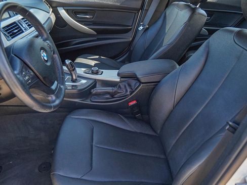 Used 2015 BMW 320i 320i Sedan 4D image 20