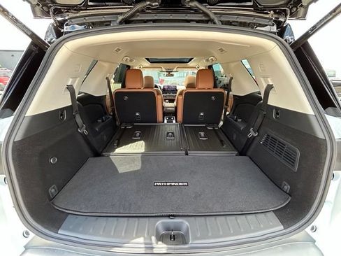 New 2026 Nissan Pathfinder Platinum w/ Cargo Package AWD/4WD image 49