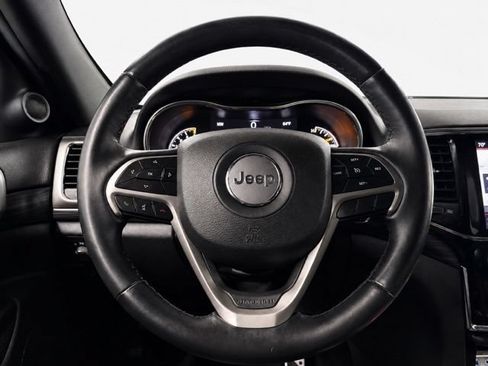Used 2019 Jeep Grand Cherokee Altitude AWD/4WD image 29