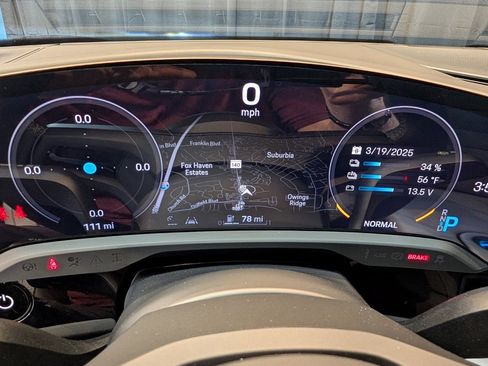 New 2024 Porsche Taycan image 30